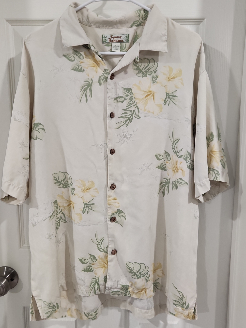 Vintage Tommy Bahama Shirt Mens Medium Beige Floral Hibiscus 100% Silk Hawaiian